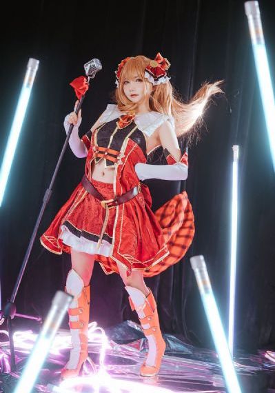 年轻夫妇交换新婚之夜
