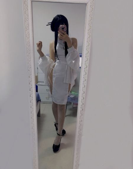 shkd夫の目の前で犯在线