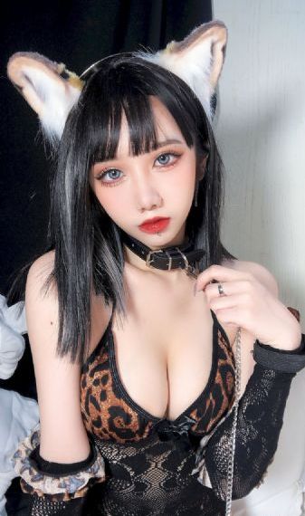 免费观看性生交大片两女一男