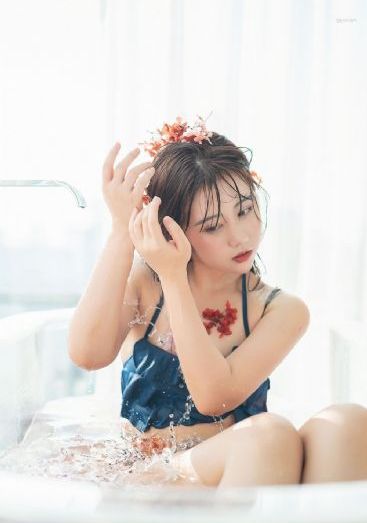 裸尼姑熟蜜桃