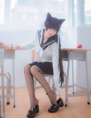 异世界迷宫里的后宫生活在线观看
