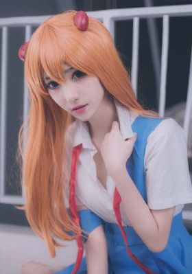 为丈夫升职漂亮妻子