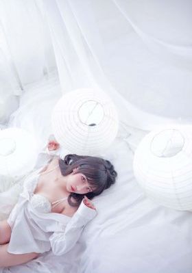 美丽的小蜜桃2